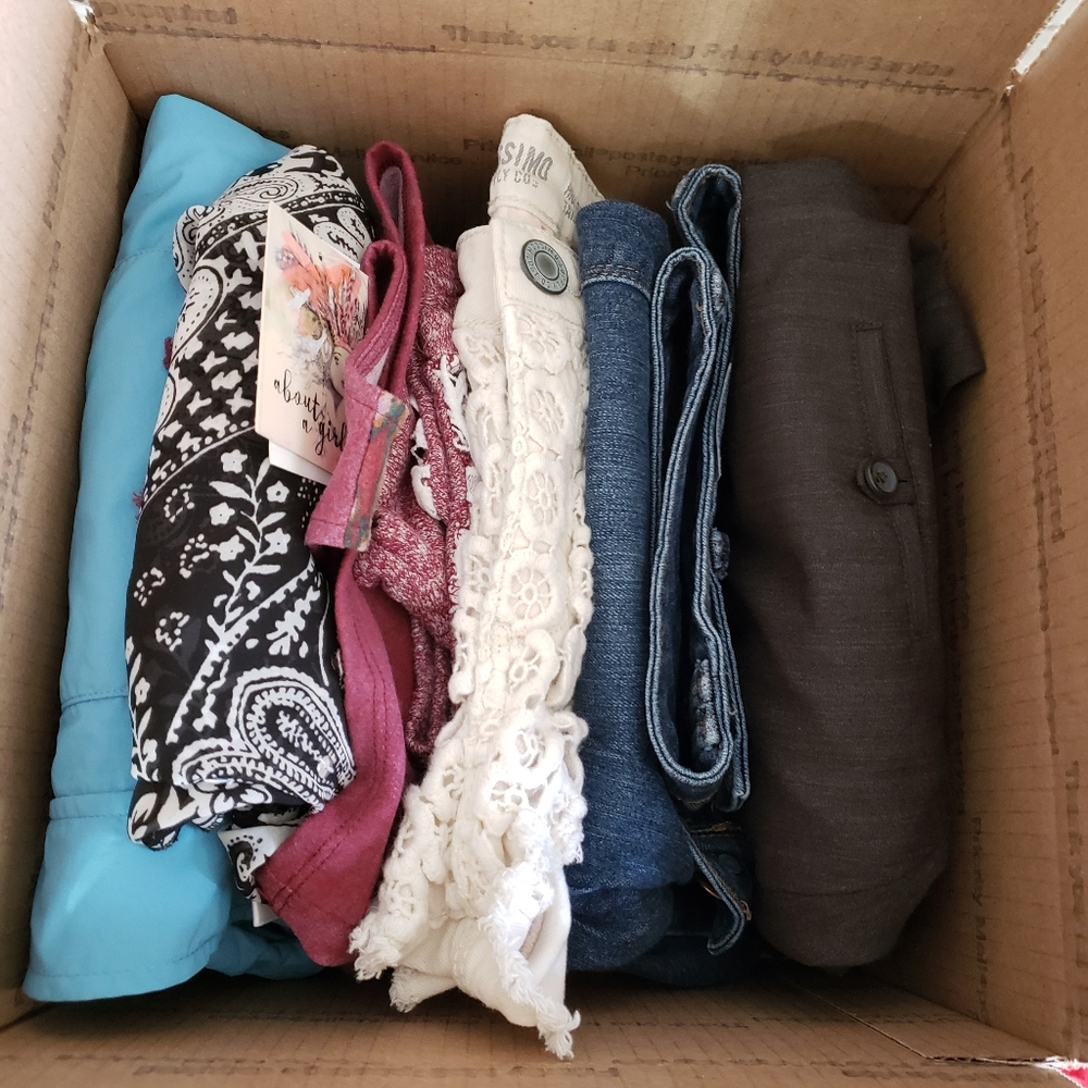 Mystery Box: Womens Mixed: Approx 5lb